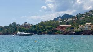 Fabuleux 3 pièces face à la plage