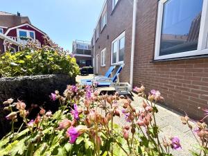 Apartment Beach House Westkapelle 105-2 by Interhome