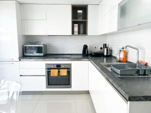 Balluta Bay Escape 200m Away