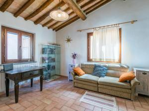 Apartment Rosmarina by Interhome