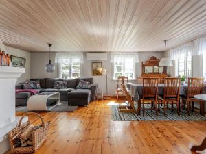Holiday Home Klägghult by Interhome