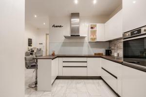 Tiburtina House - Moderno Bilocale Green, 4 pax