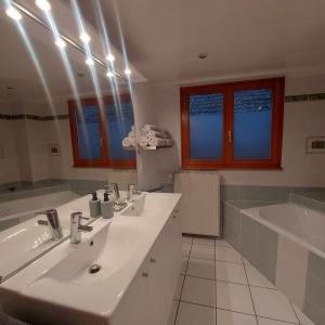 Appartements Gite typique alsacien maison vigneronne 18e siecle : photos des chambres