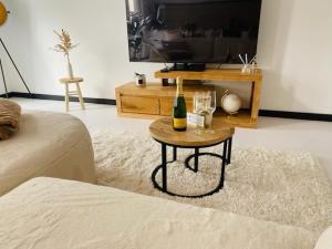 Ô Cinquante - Gite Wellness, Marchin