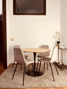 Colombo Apartment in Turin