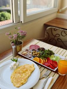 BACHOS HOTEL SULTANAHMET sea view terrace