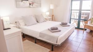 Villa Luisa - Relax with Ocean View and Pool