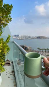 2BR with Breathtaking Sea View Yas Proximity