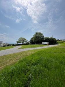 Seaview Retreat & Sauna at An Acre By The Sea