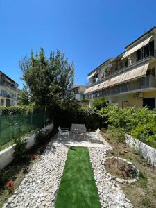 Corfu center Garden Home