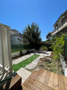 Corfu center Garden Home