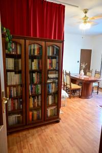 Harry Potter inspired 2bdr old town