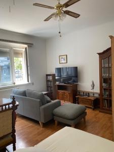 Harry Potter inspired 2bdr old town