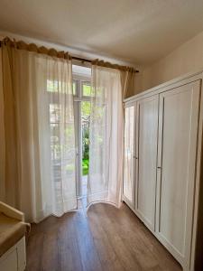 Newly renovated 2 bedroom in Central London with garden