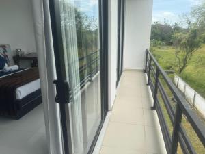 Pearl White Residency-HOTEL