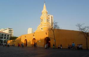 Hermoso apartamento caribeño Bocagrande Cartagena 100 metros