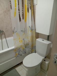 Cameră privata cu baie Tina, Iulius Mall