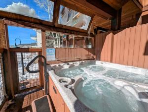 Mill Creek 202 by SummitCove Lodging