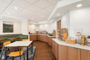 Fairfield Inn by Marriott Warren Niles