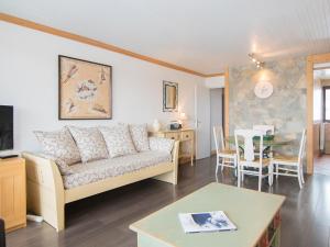 2 pièces de luxe à Tignes, accès direct aux pistes - FR-1-449-98