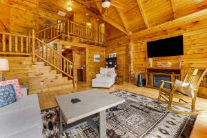 Lake Hartwell Home with Game Room Near Clemson!