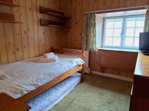 House in historic village - Sleeps 6