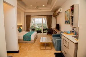 Negombo Beach - The Breeze by Glorious Holidays