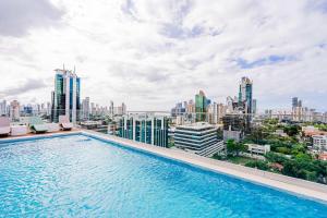 Modern flats in Obarrio