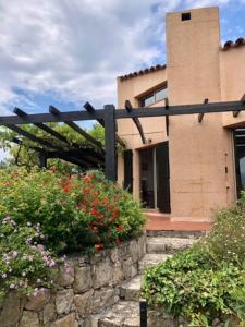 Villa familiale dans beau domaine