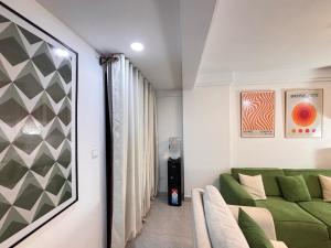 Sunset Views with Gym & Work Desk in Kilimani