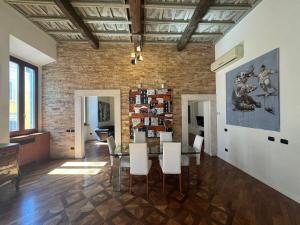 La Dolce Vita in the Ancient Rome