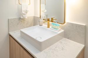 Phenomenal 1 Bed - Amazing views