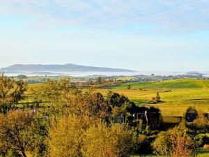 The Coach House at Durhamhill with llamas & games room mini cinema