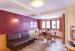 Family Apartment (2 Adults + 2 Children) room in Kinderhotel Buchau