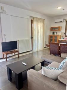 Eleni Seaside Retreat