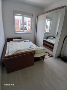 Apartman Mira