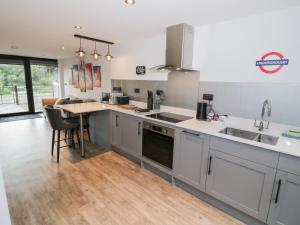 The Tunnel at Bridge Lake Farm and Fishery