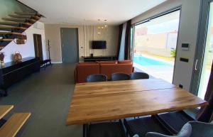 NEW! Villa With Heated Pool in Cavtat