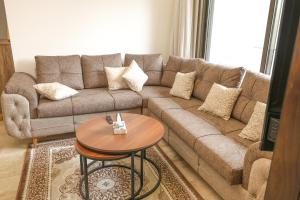 Rams Der Ghbar 3BR cozy Apt