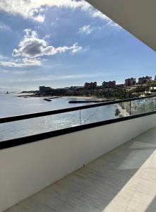 Beachfront - Spectacular Ocean Views