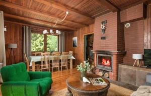 2 Bedroom Nice Home In Bobolice