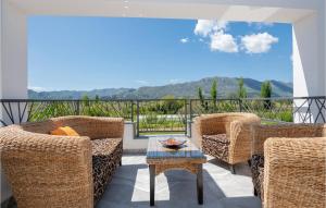 Awesome Home In Veliki Prolog