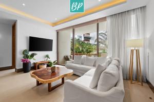 QUIYA - Luxury Condos with Exclusive Beach Club