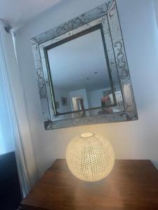 Maisons d'hotes Domaine Spa Perret-Au Calme-Chateau ArtDeco MasterSuite B&B et-ou Gite de Charme-A3Mn Giverny-Jardins Monet-Le Vexin-Piscine Ete-Parc 3Ha-Aire Enfants-PingPong-Options Diner-Billard-Massage-Yoga-Coaching-Fitness-Sauna-Hammam-Promo 2Nuits 1HJacuzzi Offerte : photos des chambres