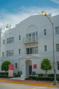 Iberostar Waves Miami Beach