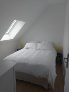 Maison Ile de Groix & sa voiture