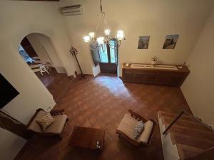 Casa Fiore nella Roccia