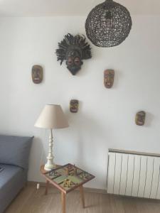 Maisons d'hotes Domaine Spa Perret-Au Calme-Chateau ArtDeco MasterSuite B&B et-ou Gite de Charme-A3Mn Giverny-Jardins Monet-Le Vexin-Piscine Ete-Parc 3Ha-Aire Enfants-PingPong-Options Diner-Billard-Massage-Yoga-Coaching-Fitness-Sauna-Hammam-Promo 2Nuits 1HJacuzzi Offerte : photos des chambres