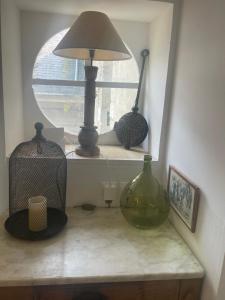Maisons d'hotes Domaine Spa Perret-Au Calme-Chateau ArtDeco MasterSuite B&B et-ou Gite de Charme-A3Mn Giverny-Jardins Monet-Le Vexin-Piscine Ete-Parc 3Ha-Aire Enfants-PingPong-Options Diner-Billard-Massage-Yoga-Coaching-Fitness-Sauna-Hammam-Promo 2Nuits 1HJacuzzi Offerte : photos des chambres