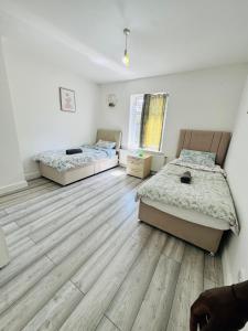 SwankyHome4GroupsContractorsM5